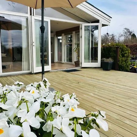 Spacious Near And Nature Tatil Evi *