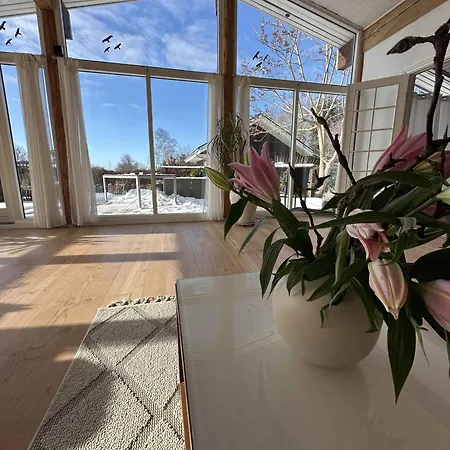 Spacious Near And Nature *